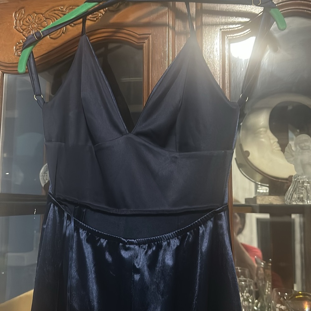 Windsor Elegant Navy Blue Evening Gown - Picture 4 of 5